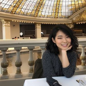 Meet your Posher, April